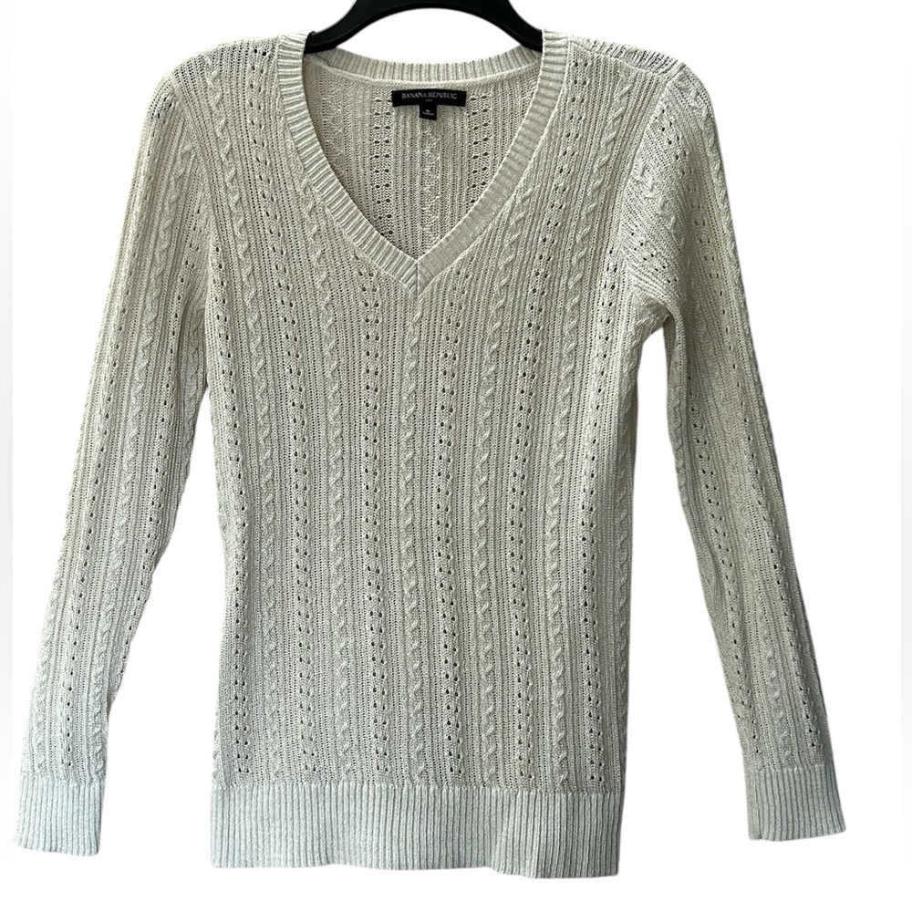Banana Republic V-neck Cable knit Ivory Cream Sweater w Metallic Accents Size S